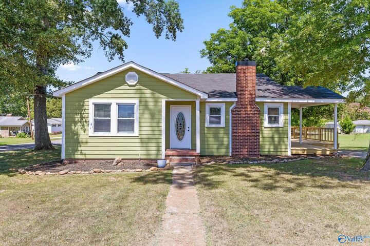 316 Hodges Street  Scottsboro AL 35768 photo