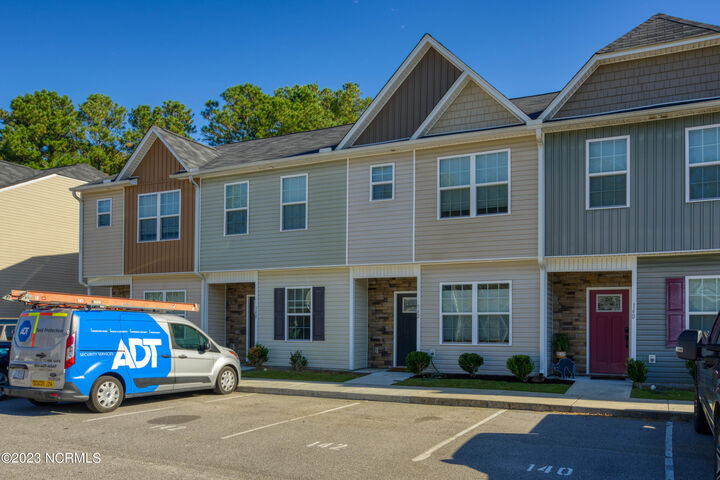Property Photo: 142 Beacon Woods Drive NC 28445