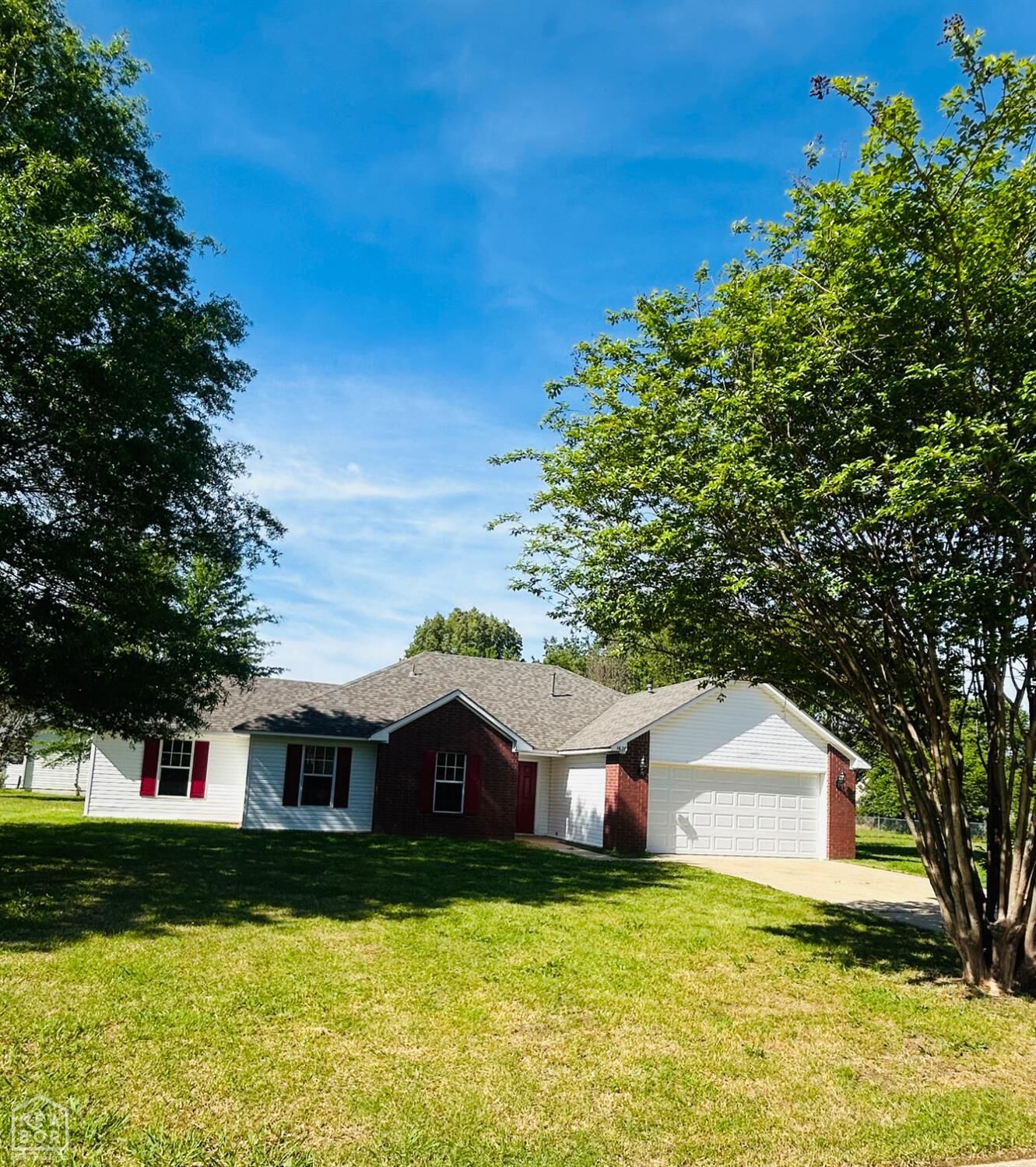 Property Photo: 1628 Crepe Myrtle AR 72401