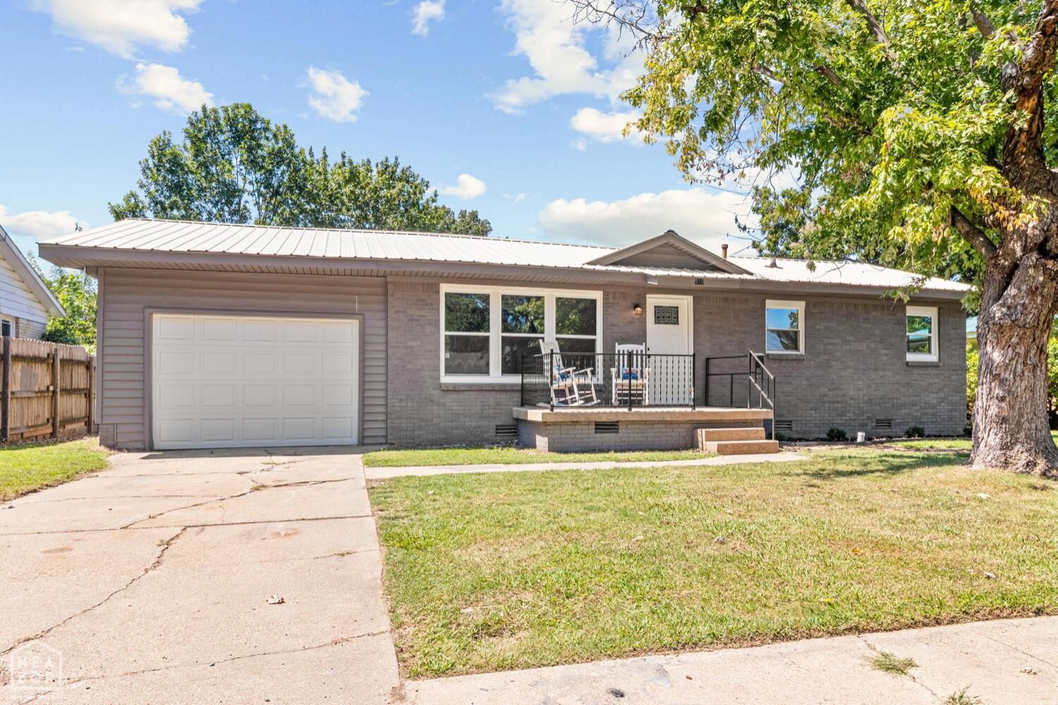 Property Photo: 510 N 9th Street AR 72450