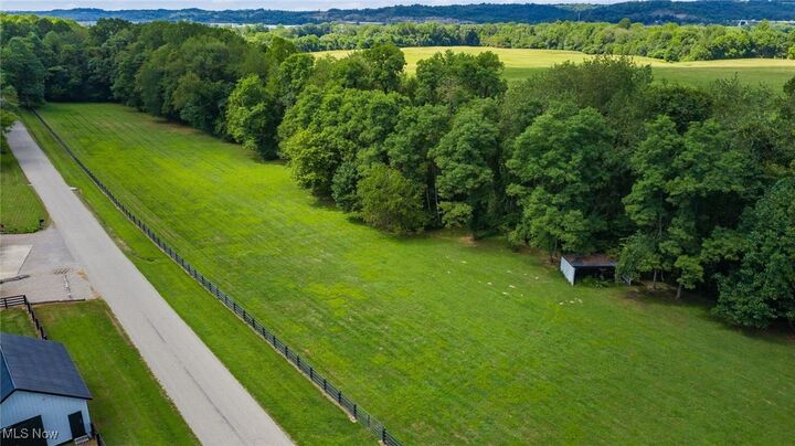 Property Photo: 5010 Narrows Road OH 43822