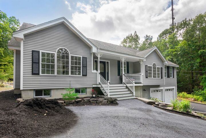 Property Photo:  57 Governor Dinsmore Road  NH 03087 