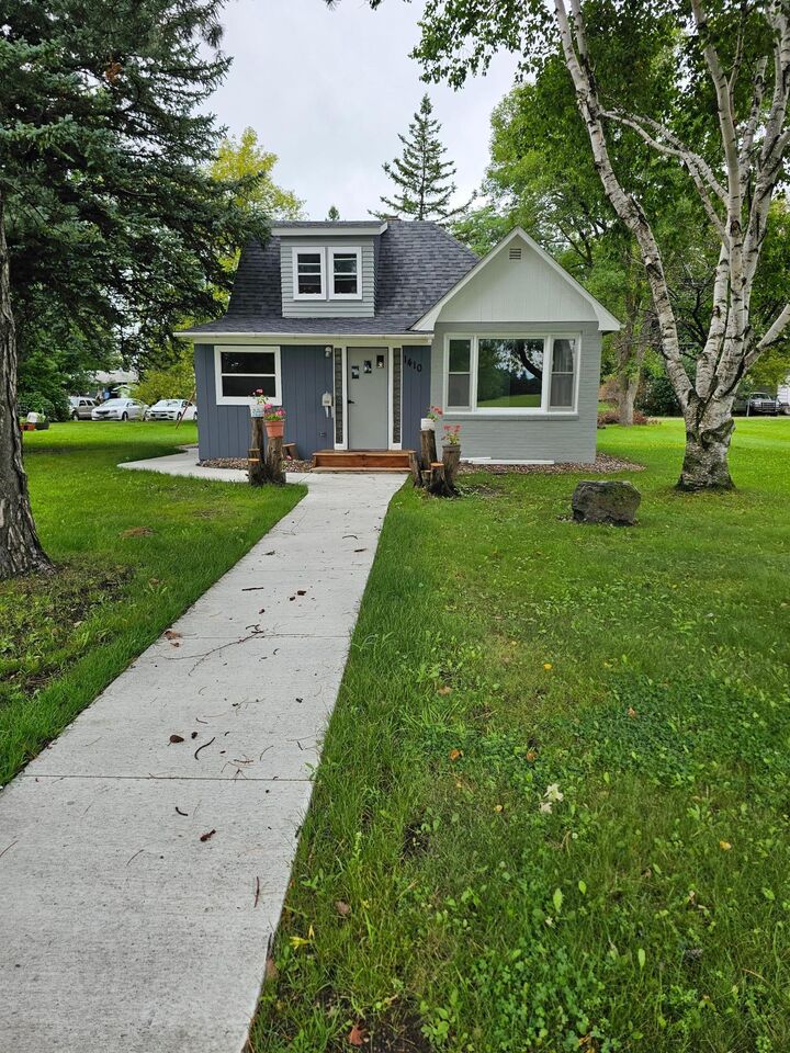 Property Photo: 1410 Jefferson Street MN 56308