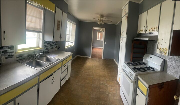 Property Photo: 315 Half Street AR 72744