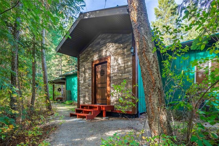 60 Pringle Road  Carmi BC V0H 1A0 photo