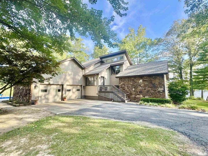 Property Photo: 10884 Sunny Side Lane IL 62812
