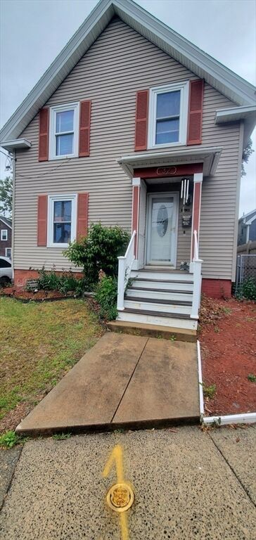 Property Photo:  32 Clarendon Ave  MA 01902 