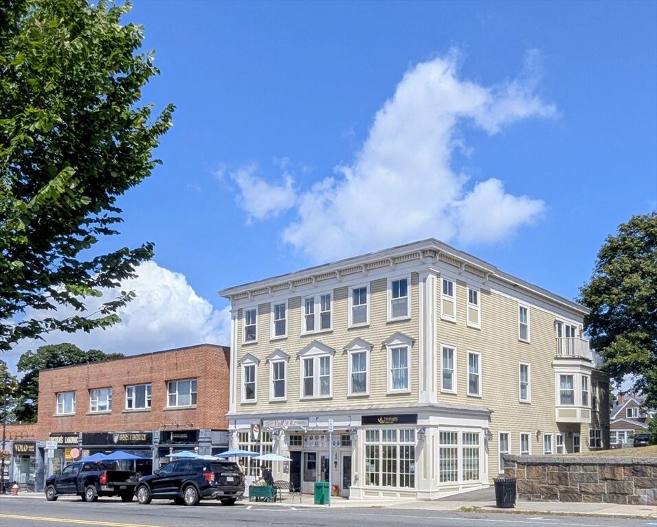Property Photo: 168 Humphrey St 2 MA 01907