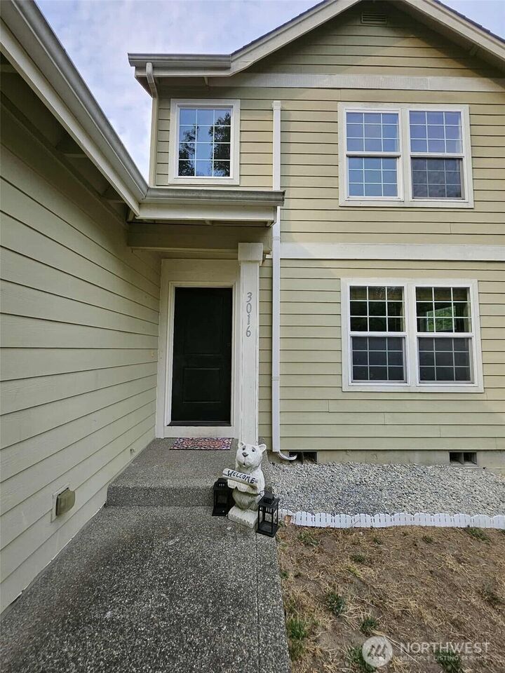 Property Photo:  3016 E 19th Street  WA 98310 