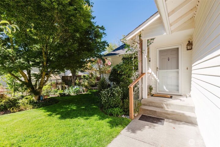 397  Donna Street  Port Orchard WA 98366 photo