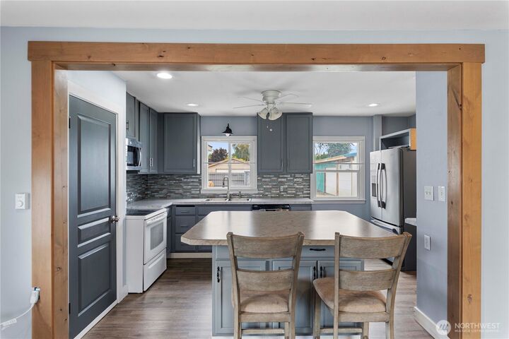 Property Photo: 315 SW J Street WA 98848