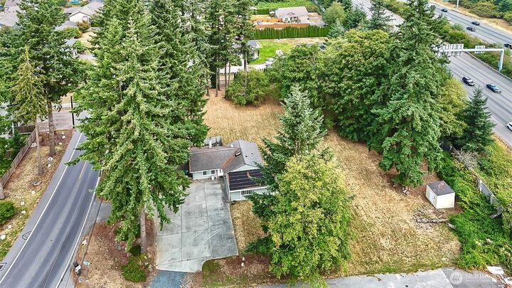 Property Photo: 14525 Ash Way WA 98087