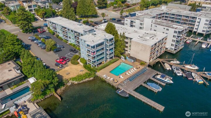 720  Lakeside Avenue S 404  Seattle WA 98144 photo