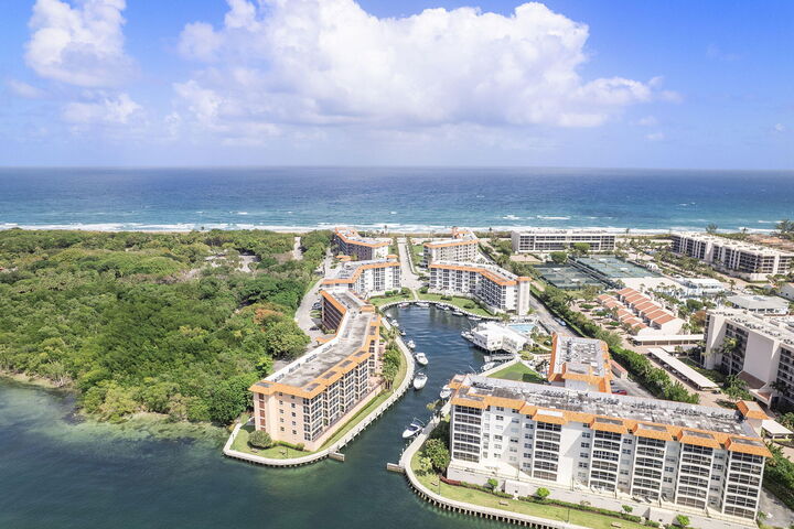 Property Photo: 2871 N Ocean Boulevard D410 FL 33431