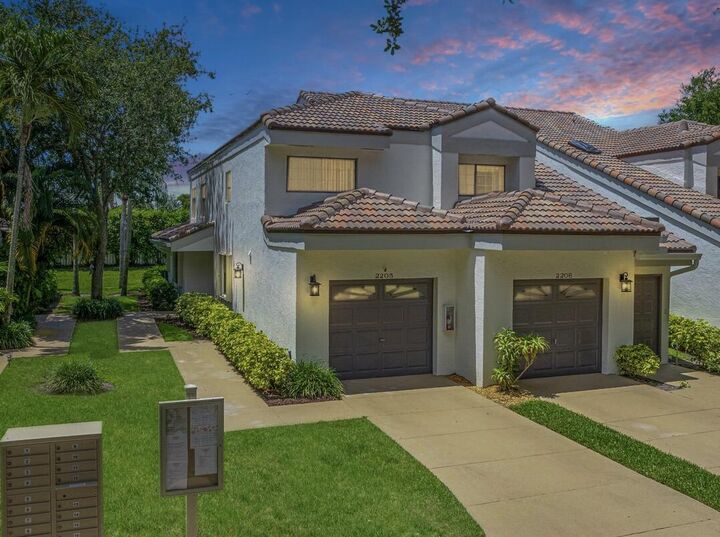 Property Photo: 2205 Aspen Way 2205 FL 33436