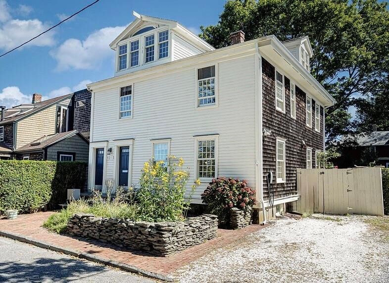 Property Photo: 3 Vicksburg Place RI 02840