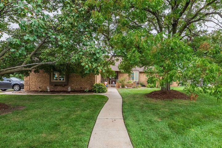 Property Photo: 2705 N Winstead Cir KS 67226