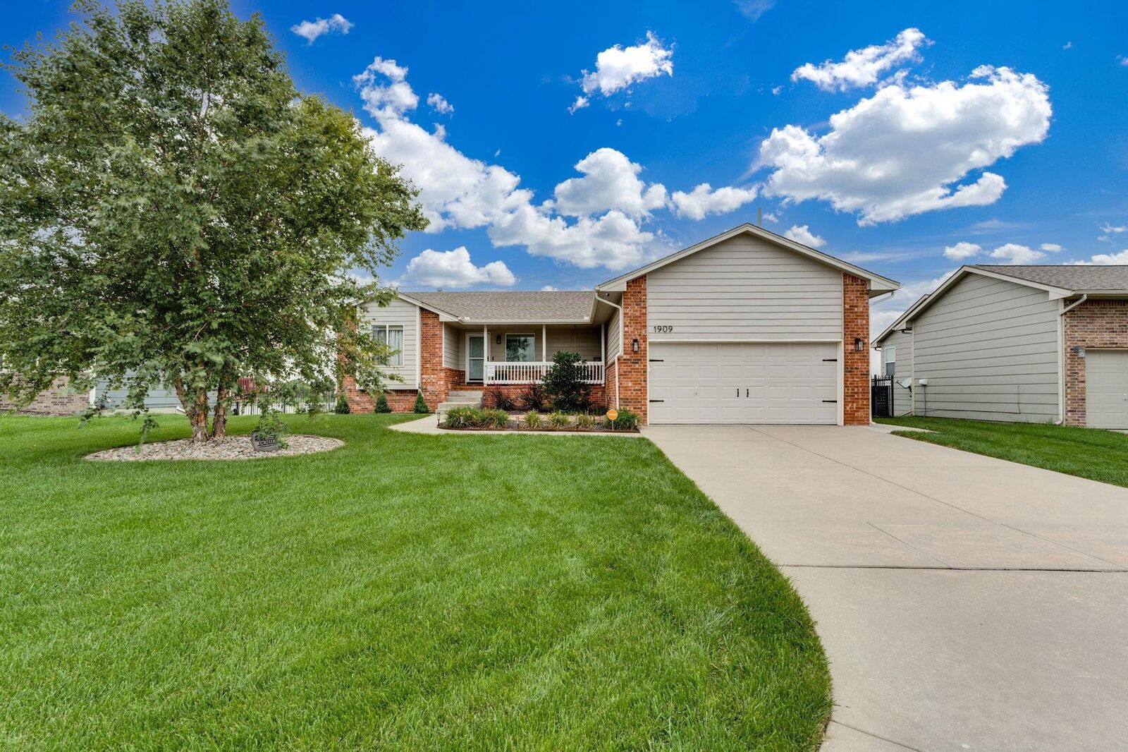 Photo de la propriété: 1909 N Nickelton Cir KS 67235