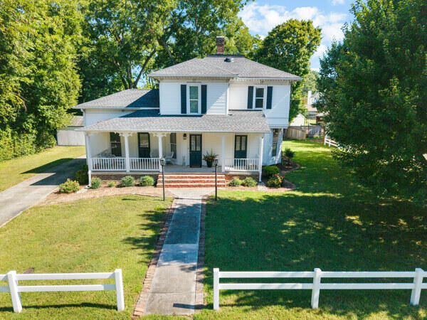 Property Photo: 250 NW 15th Street NW TN 37311