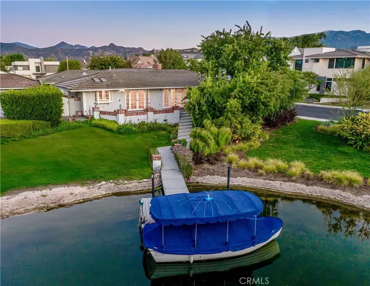 1575 La Venta Drive  Westlake Village CA 91361 photo