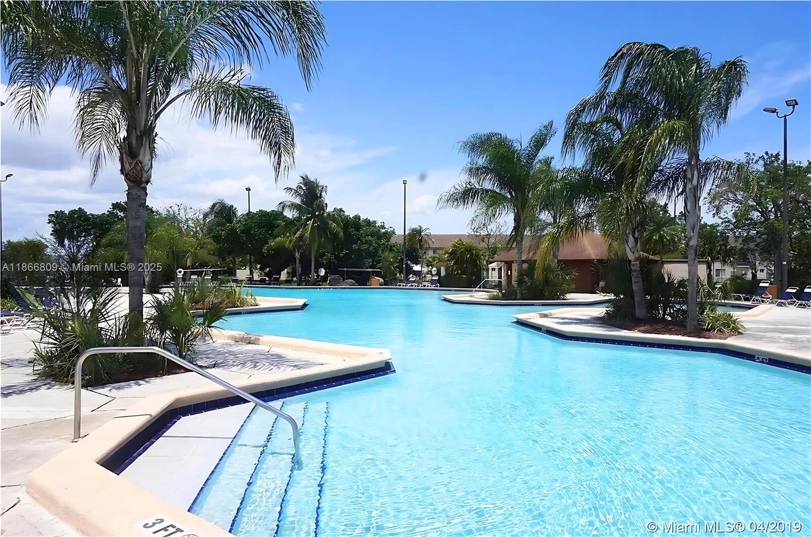 Property Photo: 7024 SW 114th Pl A-52 FL 33173