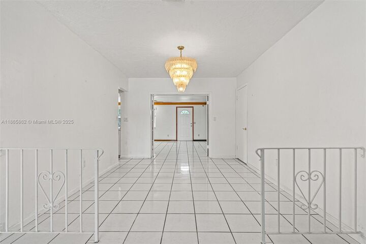 Property Photo: 18474 SW 87th Ct FL 33157