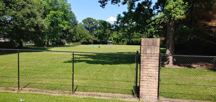 Property Photo:  1115 Langham Road  TX 77707 