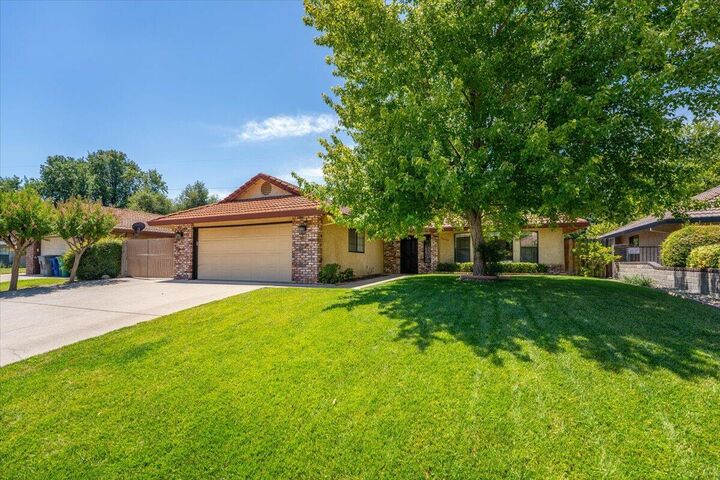 3628 Somerset Avenue  Redding CA 96002 photo