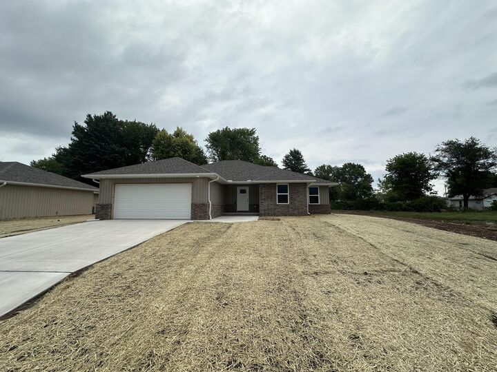 Property Photo: 41 Whitley Lane MO 65708