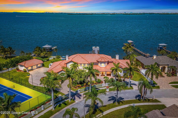 Property Photo: 1840 Harbor Point Drive FL 32952