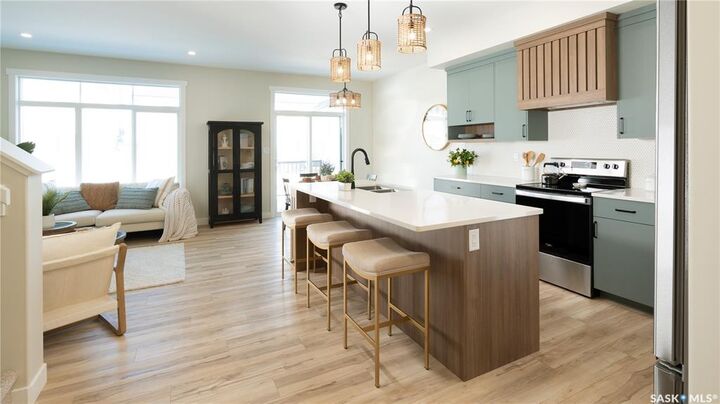 Property Photo:  260 Froese Crescent  SK S0K 4S3 