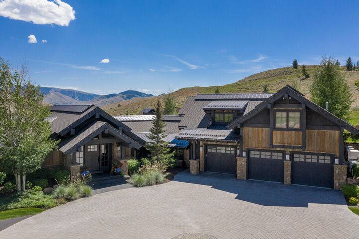 Property Photo: 316 Diamond Back Rd ID 83353
