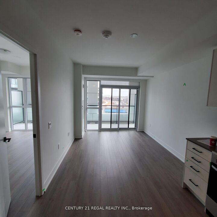 Property Photo:  50 George Butchart Drive 609  ON M3K 0C9 