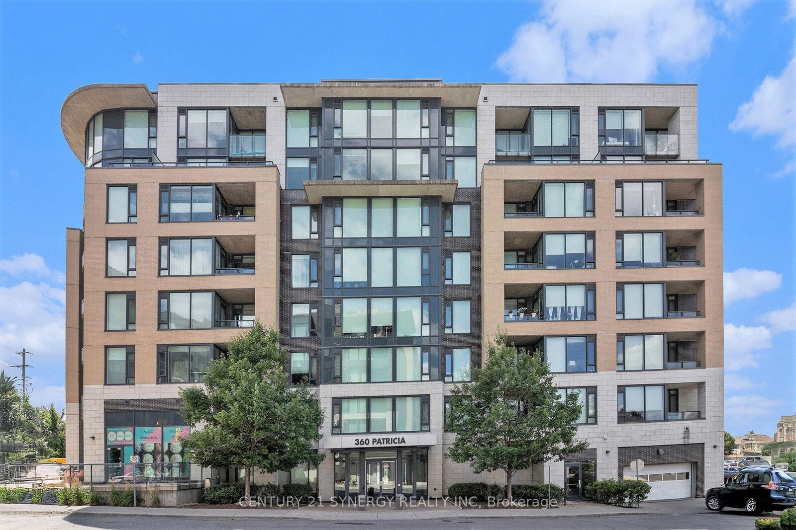 Property Photo: 360 Patricia Avenue 607 ON K1Z 0A8