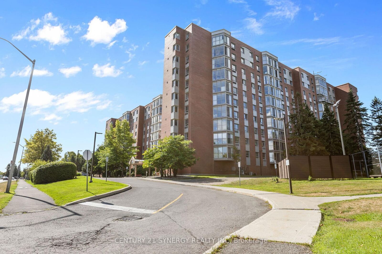 Property Photo: 960 Teron Road 703 ON K2K 2B6