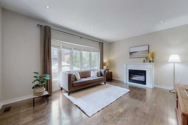 Property Photo: 24 Gannett Drive ON L4E 0E9