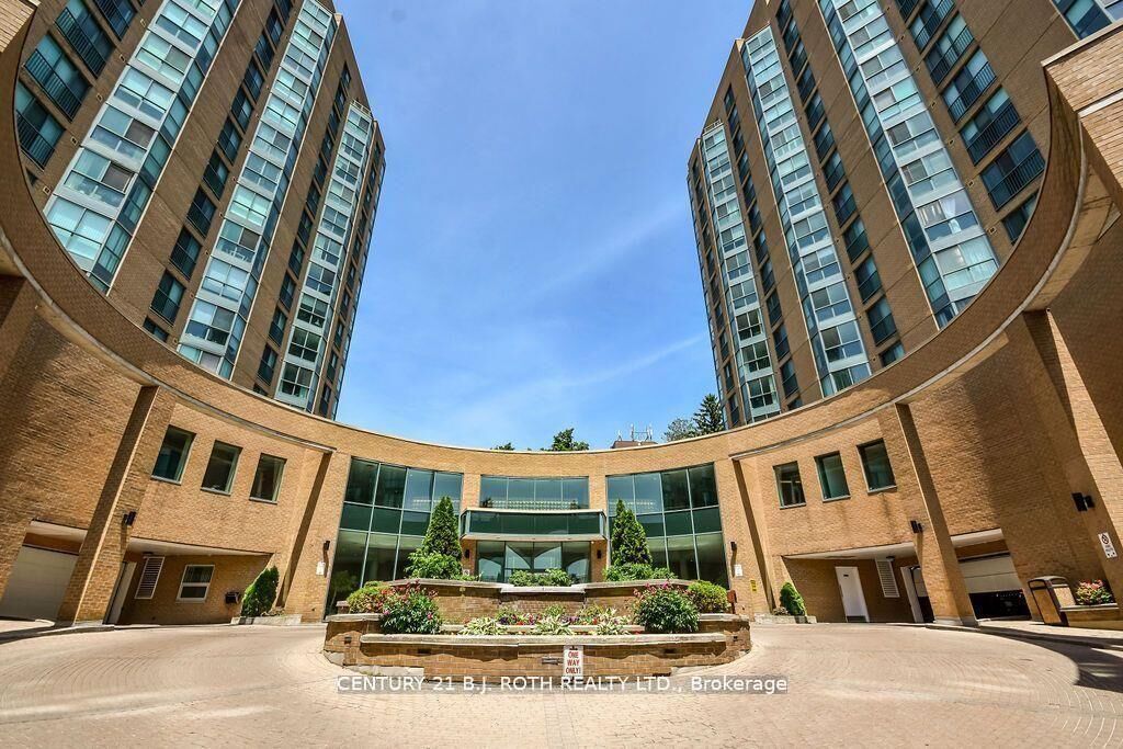 Property Photo: 150 Dunlop Street E 508 ON L4M 6H1