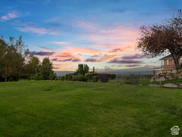 Property Photo: 581 E Draper Woods Way UT 84020