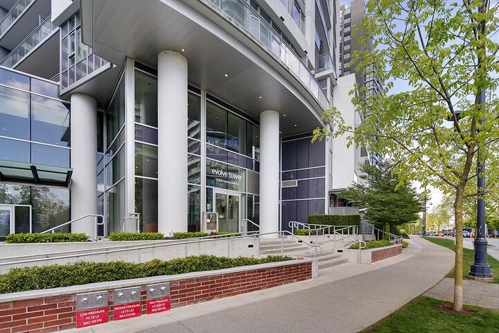 Property Photo:  13308 Central Avenue 1809  BC V3T 0M4 