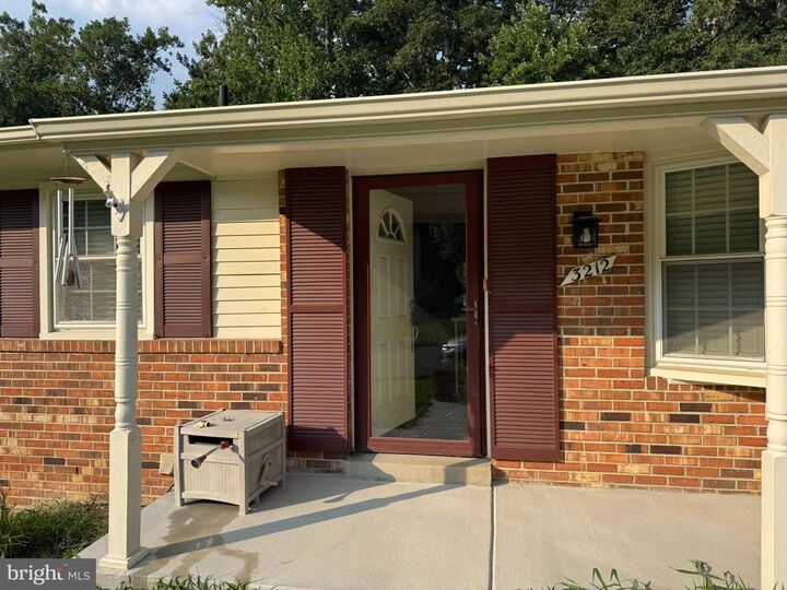 3212 Manitoba Drive  Woodbridge VA 22192 photo
