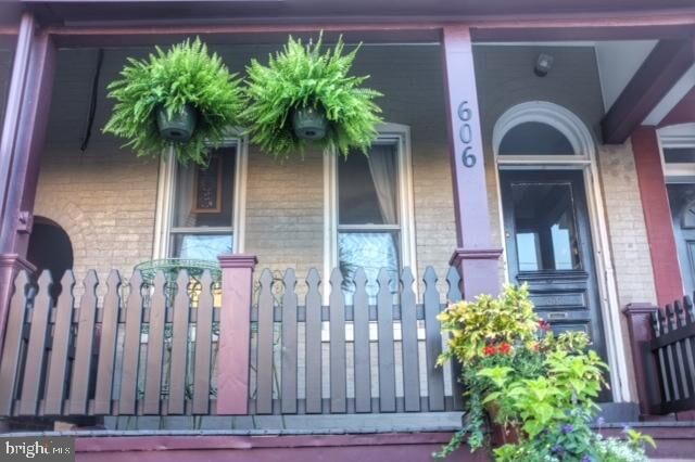 606 N Mary Street  Lancaster PA 17603 photo