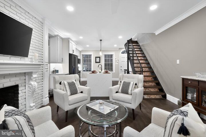 409 S 13th Street  Philadelphia PA 19147 photo
