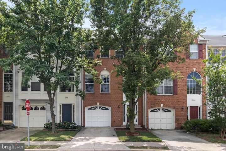 Property Photo: 2448 Rolling Plains Drive VA 20171