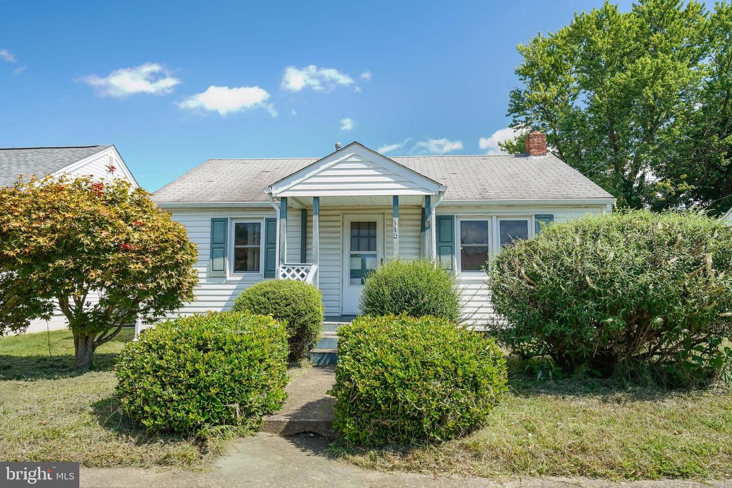 Property Photo:  118 N New Street  DE 19977 