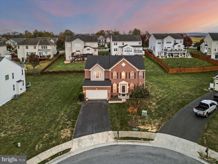 Property Photo:  2812 Ridgetop Court  VA 22601 