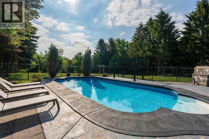 Property Photo: 1726 Modeland Road ON N7X 1B2