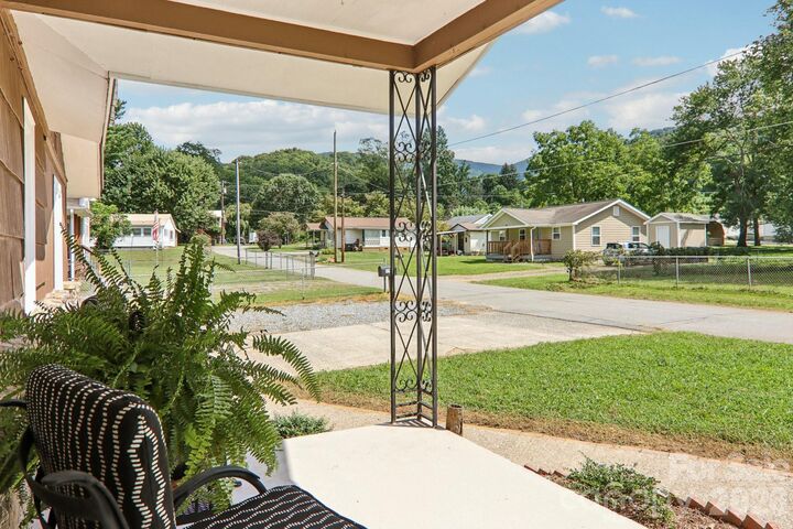 Property Photo:  55 Polk Street  NC 28786 