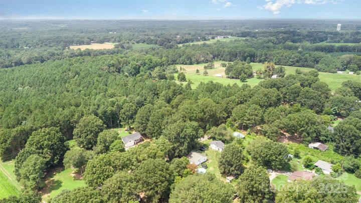Property Photo: 139 Hallman Street NC 28021