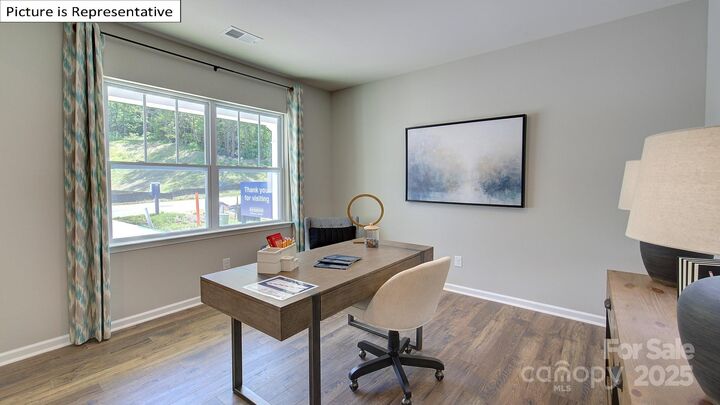 Property Photo: 608 Matterhorn Place NC 28112