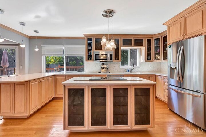 Property Photo: 8387 Crosspointe Drive OH 45255